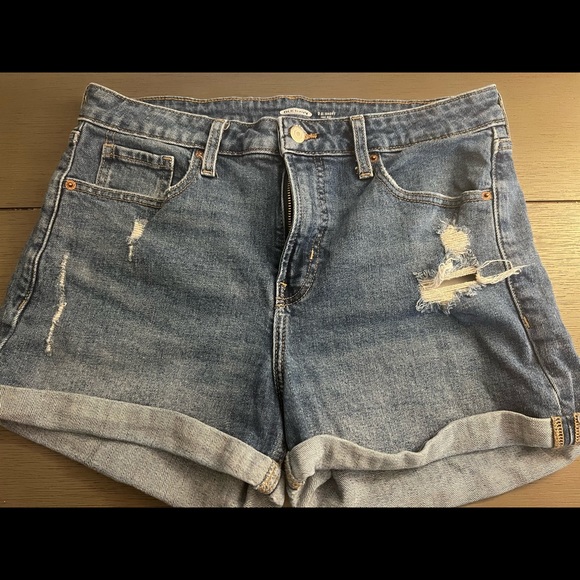 Old Navy High Waisted Shorts - Picture 1 of 4